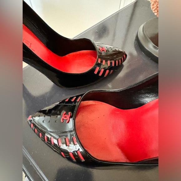 CHANEL PATENT LEATHER HEELS shoes (seen in lady gaga music video) - Picture 12 of 16